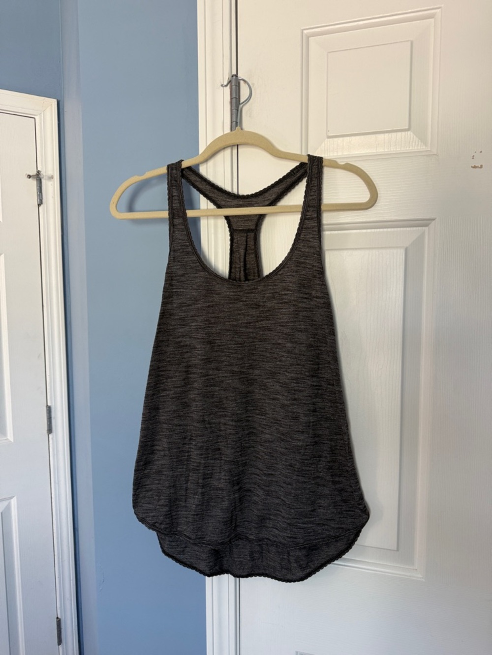 Lululemon 105 F Singlet (Seriously Light Luon) Heathered Black p2p 18” - Picture 3 of 9